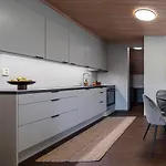 Bright Nordic Apartment - Free Parking - 4 Guests - Close To City Center * Ålesund